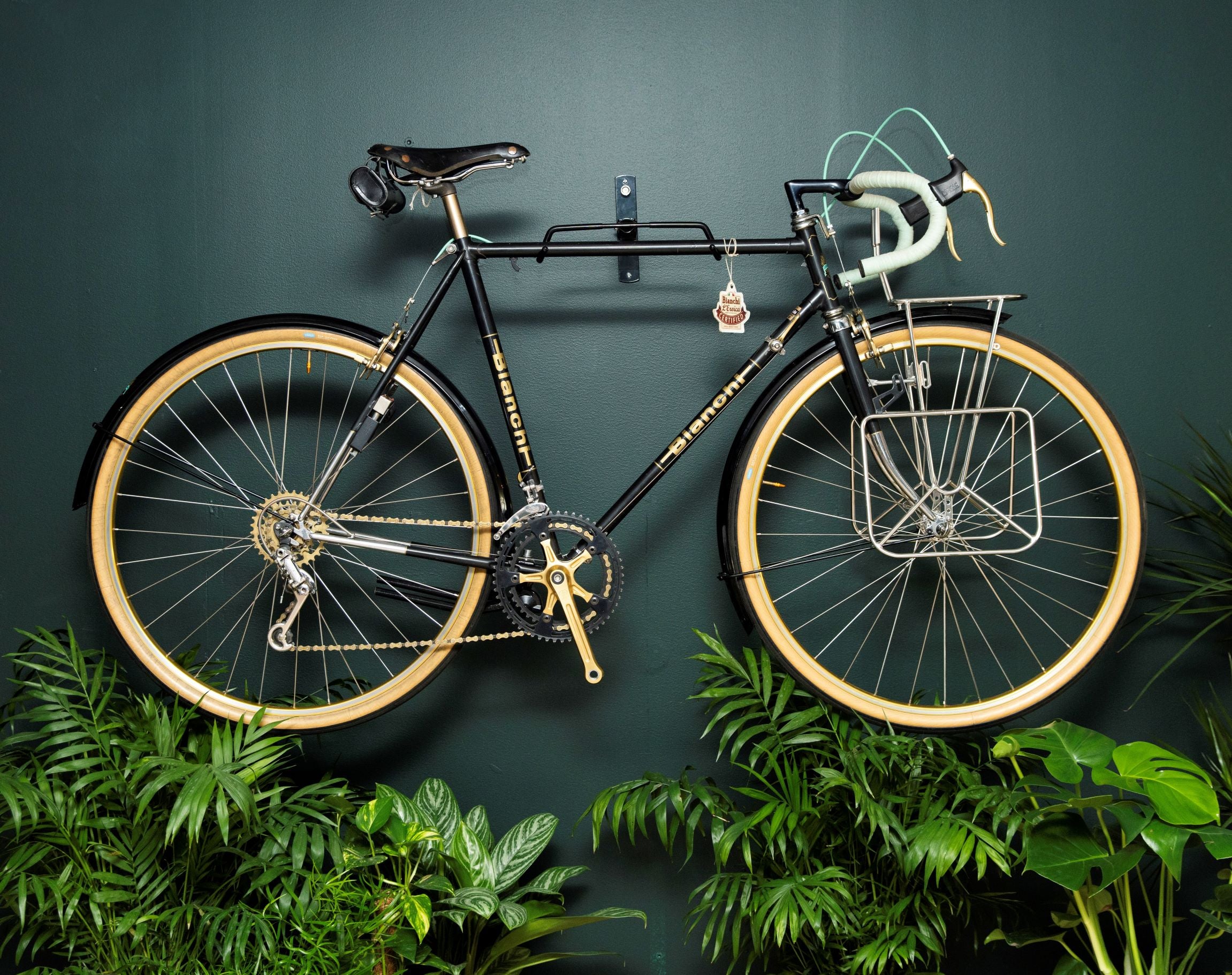 Load video: Vintage Velo sykler